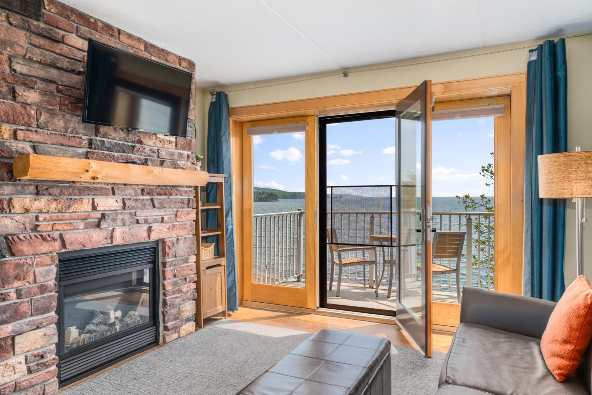 East Bay Suites Grand Marais Luaran gambar