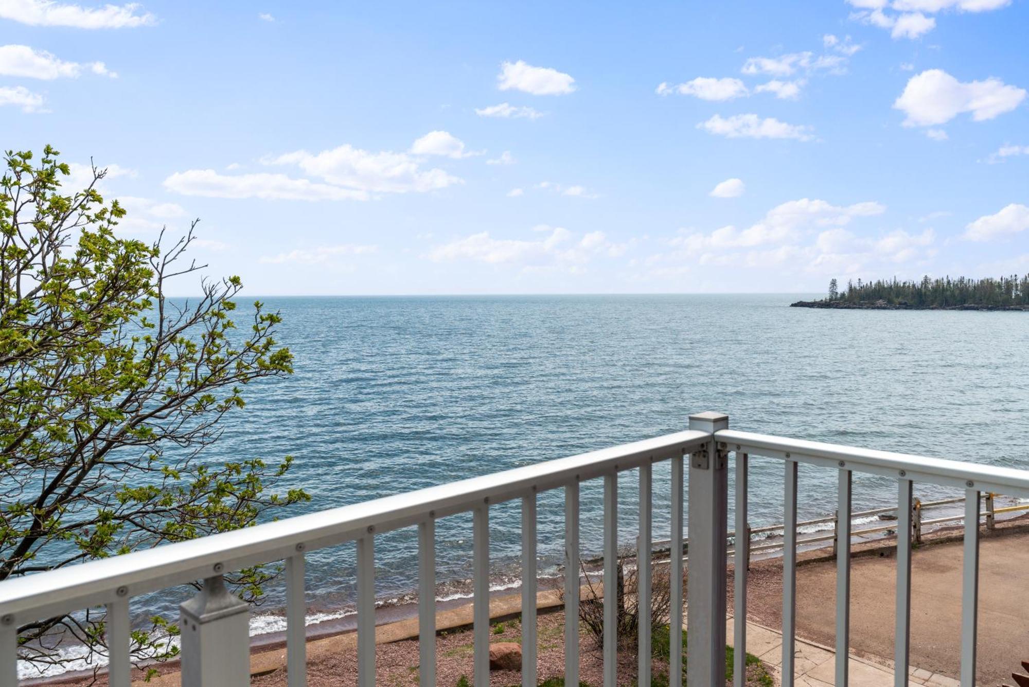 East Bay Suites Grand Marais Luaran gambar